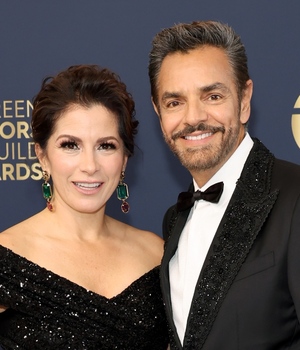 Alessandra Rosaldo brilla con Eugenio Derbez en los SAG Awards 2022 (Foto: Getty Images)