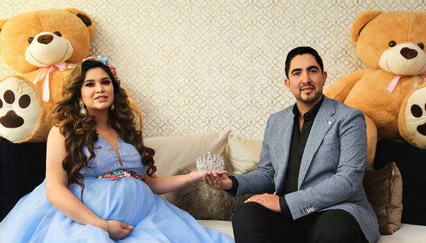 Chantal Orozco y Salvador Islas esperando la llegada de Emilia (Foto: Arturo Valdéz)