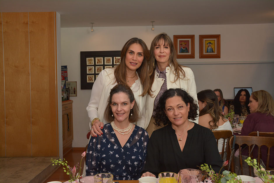 Susana Ontiveros, Pilar Urrea, Ariadna Ibarra y Nohemí Campos