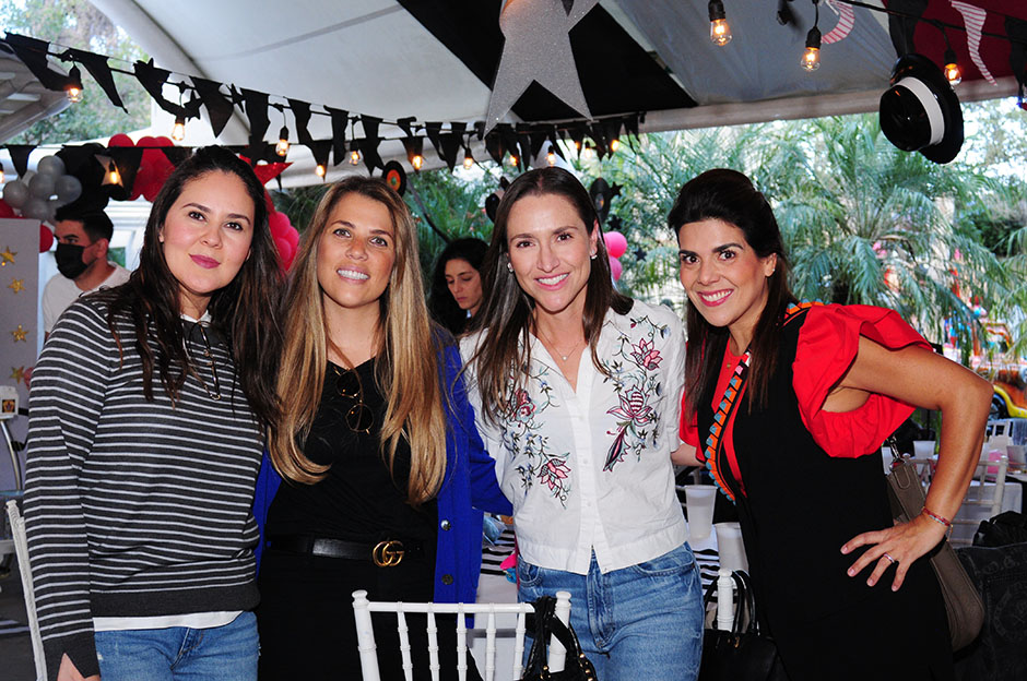 Yamile Monobe, Marifer Rivera, María Figueroa y Walesca Machado