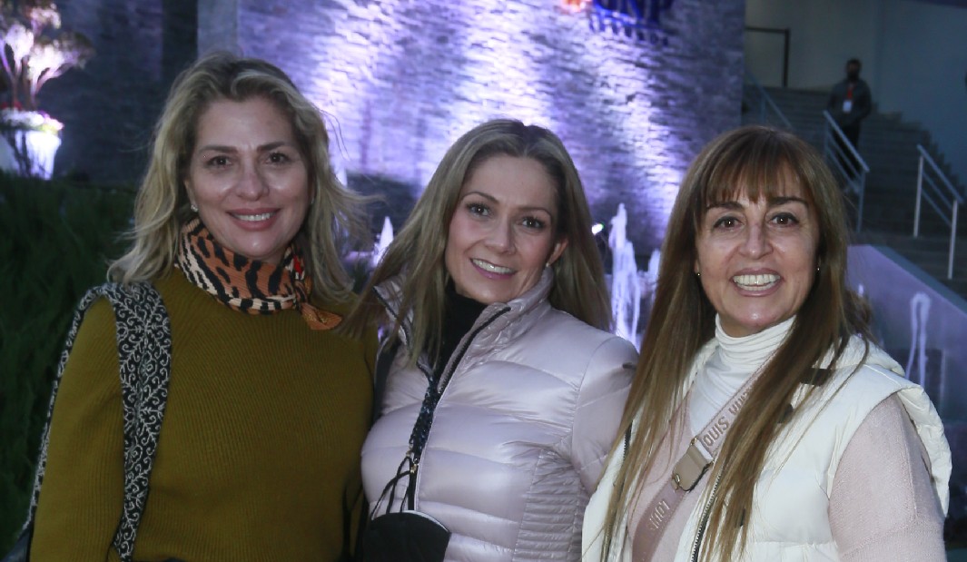 Guadalupe Casados, Berenice Velazquez y Maru Toselli