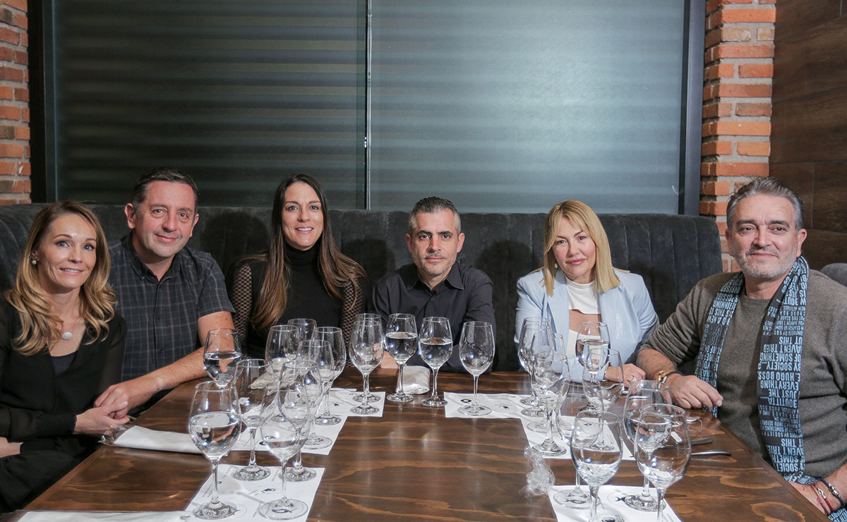 Akenes Galper, Francisco Martínez, Rossella, Fabio, Karla, Jorge