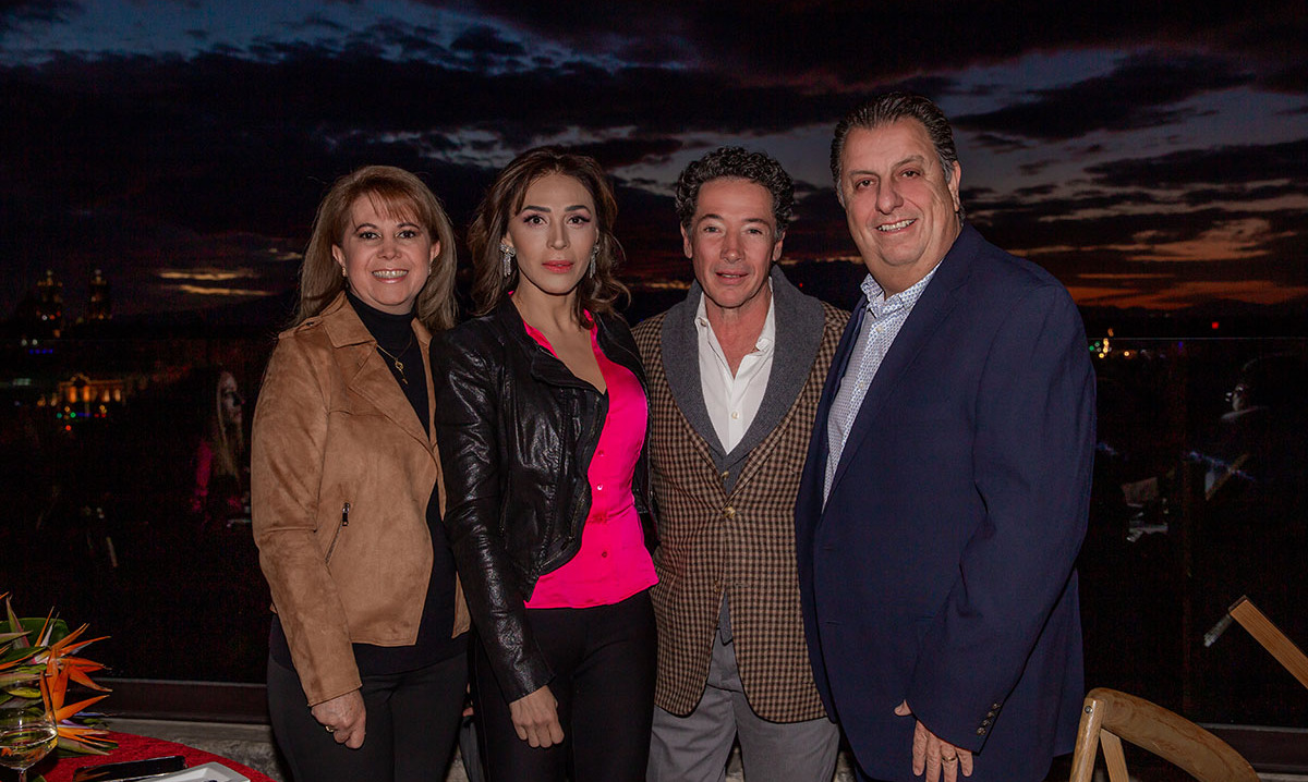 Adriana Gavito, Alejandra Martínez, Jacobo Martínez  y Jaime Ponce de León