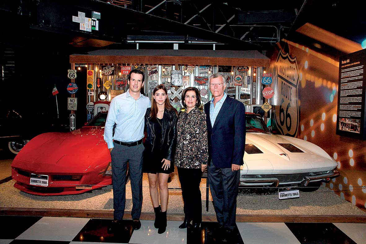Antonio Luengas, Elisa de Luengas, Patricia Morales y José Antonio luengas  / Foto: José Chang
