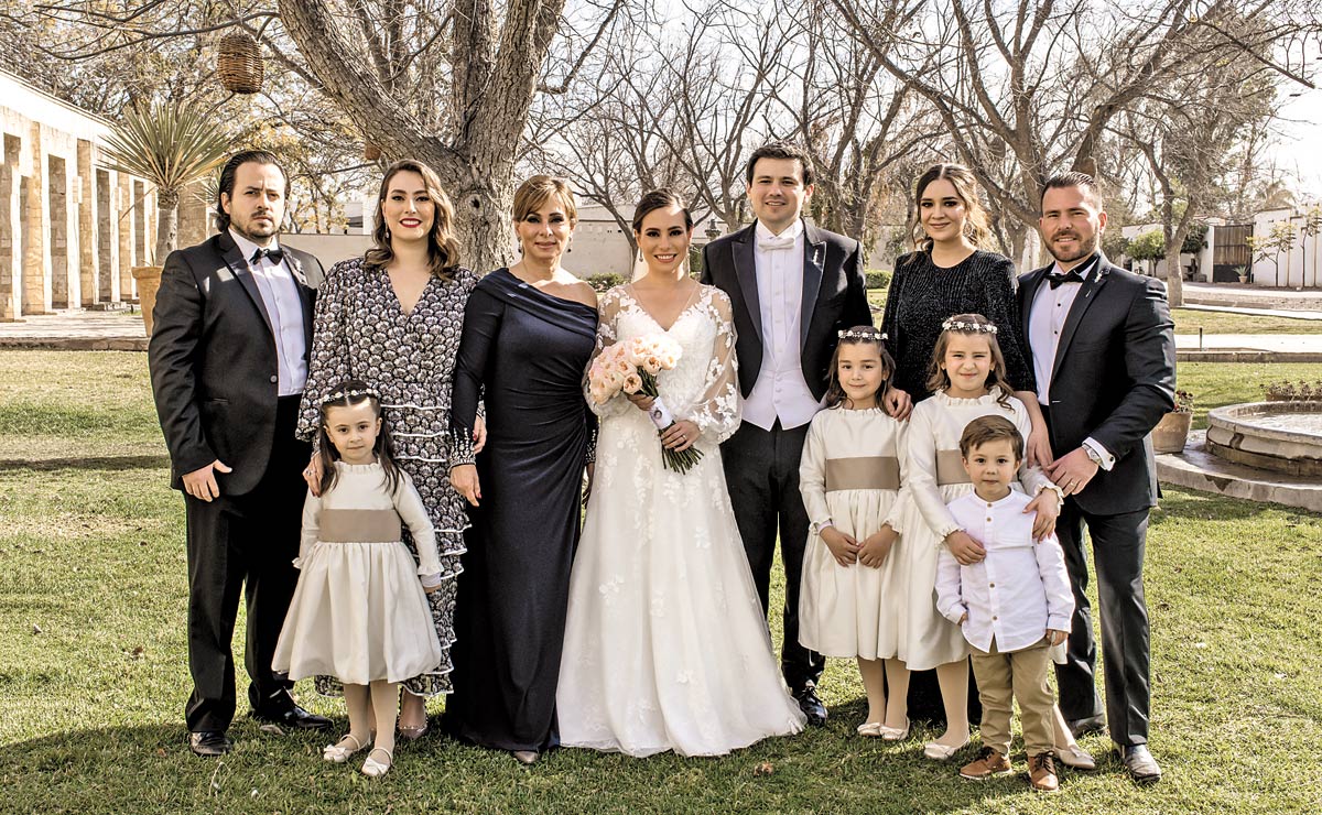 Familia de la novia. Nicolás, Pily, María del Pilar, Bárbara, Diego, Daniela, Vicente, Roberta, Renata y Nico