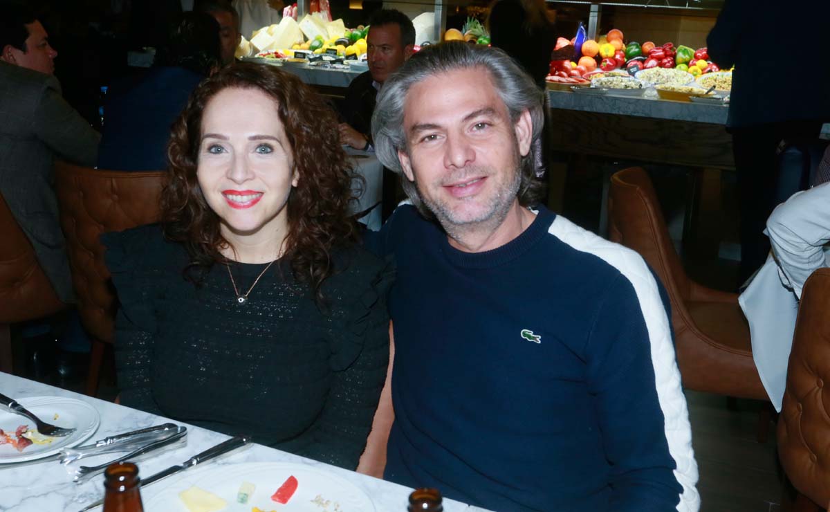 Gabriela Elizondo de García y Federico García Iza / Foto: Omar Valdez