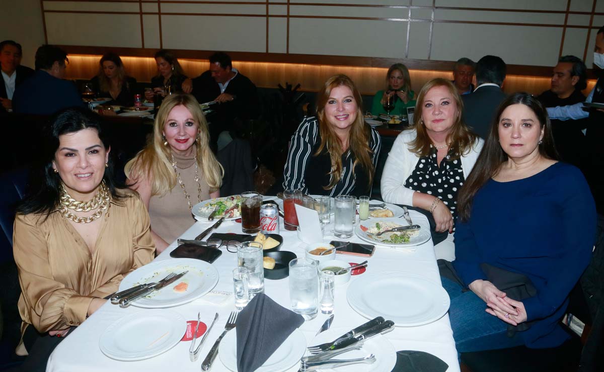 Laura Treviño, Marcela Ayala, Marcela Maldonado, Gabriela Parás, Fernanda Madero / Foto: Omar Valdez