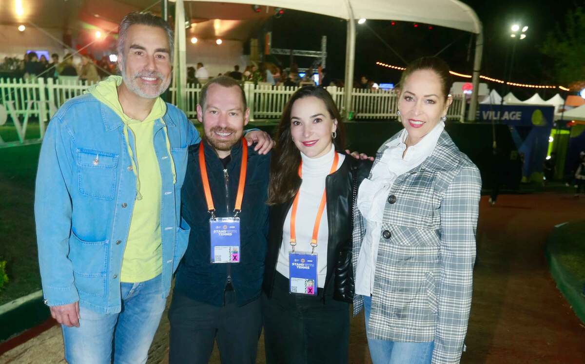 Nayo Escobar, Gerardo Villarreal, Martha Sepúlveda y Laura Concha Villarreal