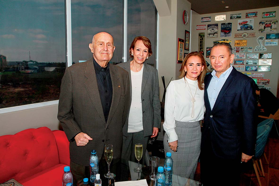 Raúl bracamontes, Aurora de la Vega, Nora Hilda Mejía y Héctor Núñez / Foto: José Chang
