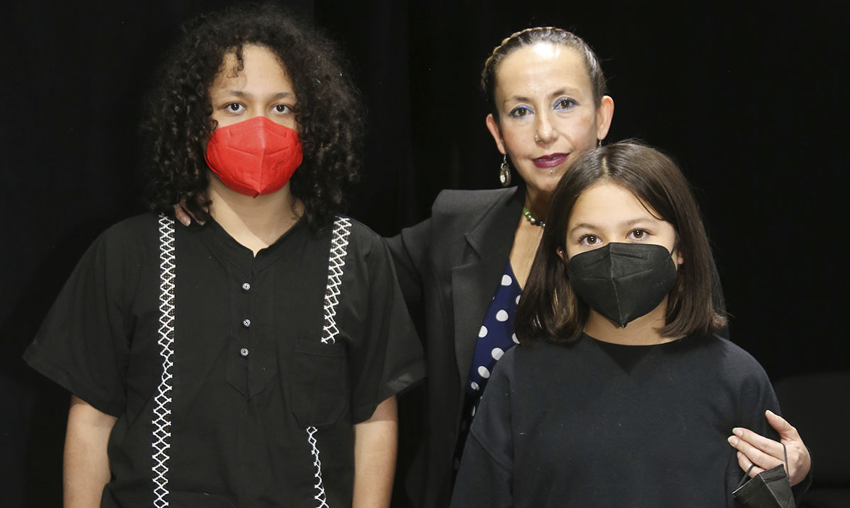 LUIS ARMANDO BARRERA, CLAUDIA OLIVIA RAMÍREZ Y CLAUDIA OLIVIA BARRERA