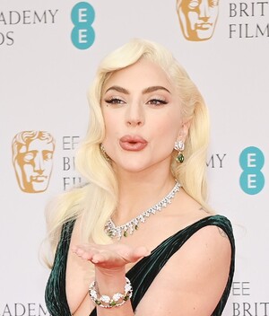 Lady Gaga en los Premios Bafta 2022. (Foto: Getty Images).
