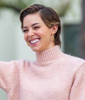 Mariana Rodríguez se reúne con Eva Longoria en Monterrey.