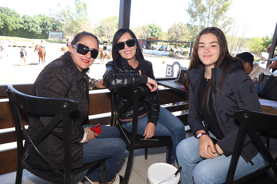 Mirna Orendain, Ani Beltrán y Emy Álvarez