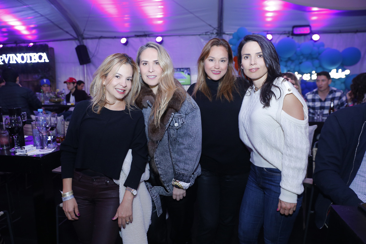 Bárbara Cavazos de Alarcón, Vicky Zambrano de Yarte, Laura González de Díaz y Claudia De la Torre. Fotos: Daniel Saldívar