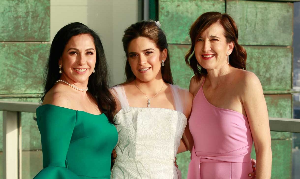Mónica Palacios de Martínez, Ana Sofía Guajardo y Marcela Campo