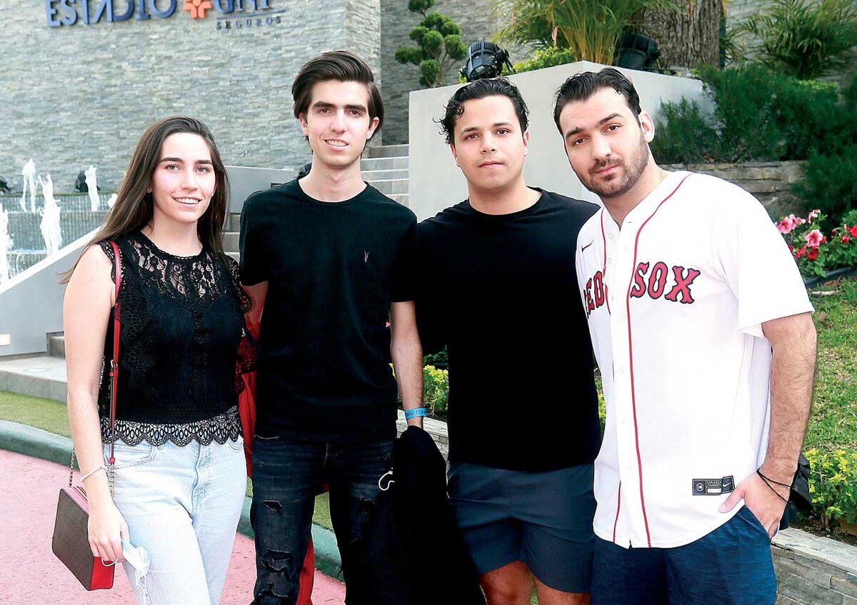 Carola Duenes, Ernesto Martínez, David Murra y Jaime Olivier