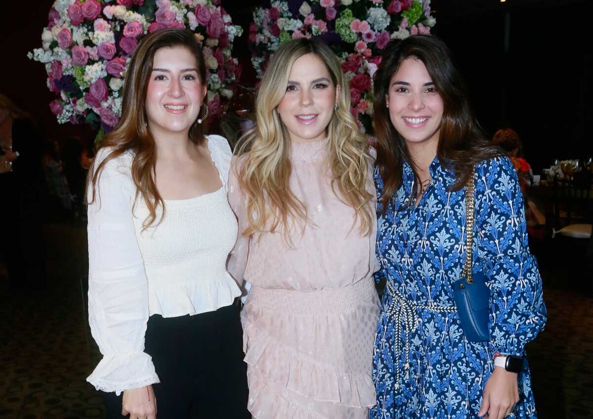 Chachis Hernández , Pau Martínez de Altamirano y Andrea Garza de Salazar.