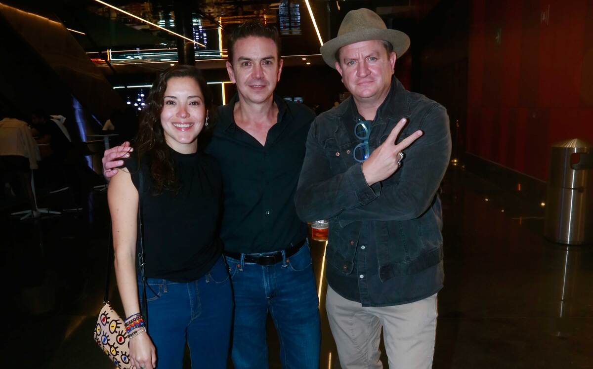 Gina Sáenz, Joe Hinojosa y Rudy Joffrroy