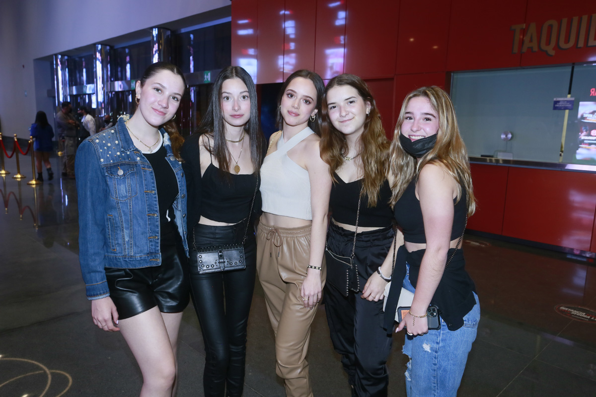 Isabella Garza, Maryan Gómez, sofía Balandra, Carol Villarreal y Paris Ramonfaur