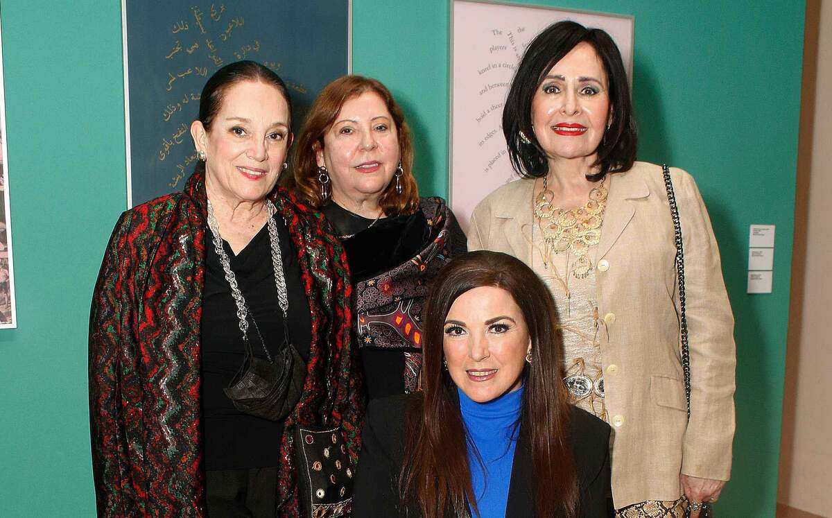 Nora Calderón, Sylvia Barba, Margarita de Berchelmann y Marlene Dávila de Rodríguez