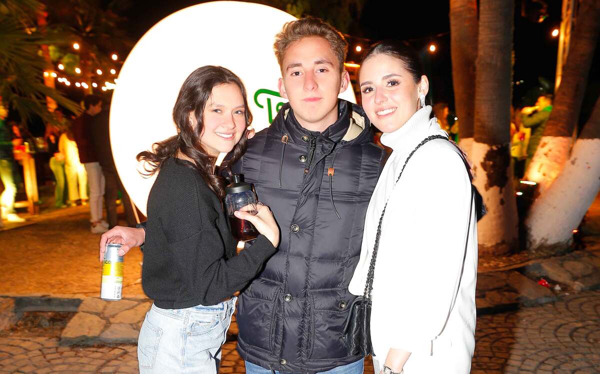 Paola Treviño, Roberto Madero y Luciana Guerra