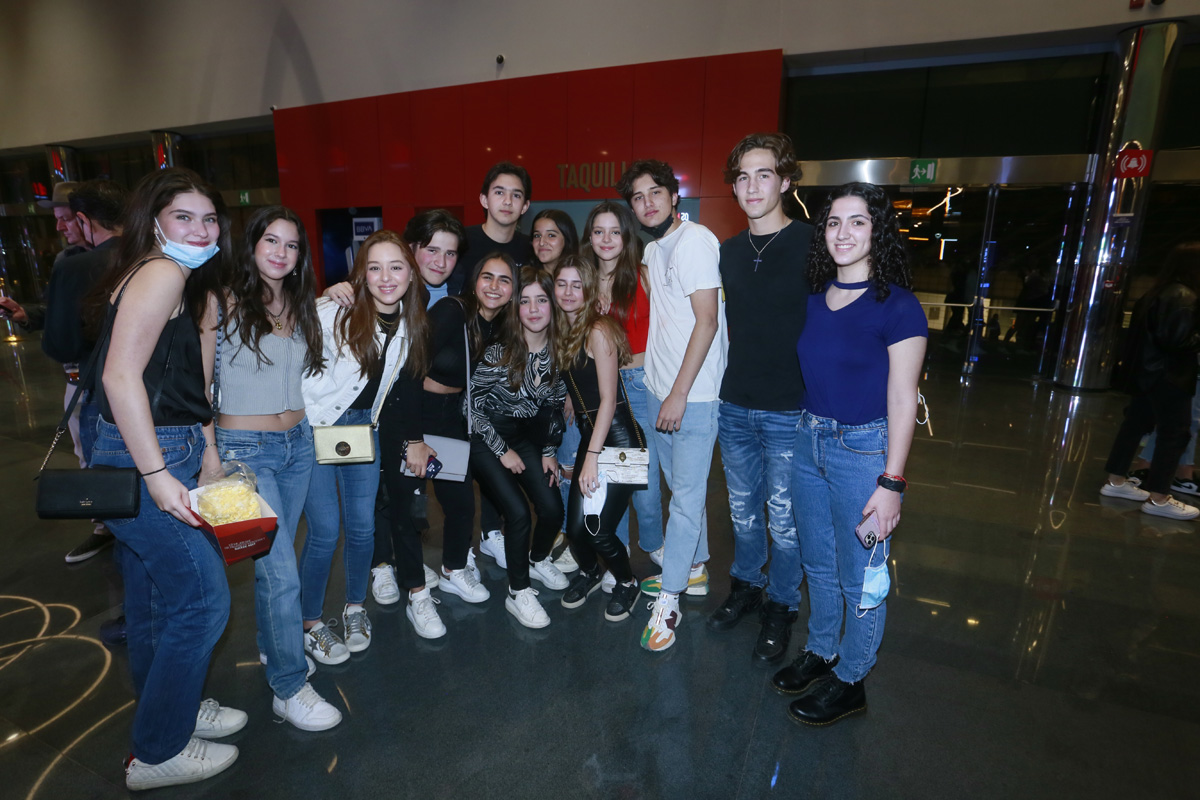 Rebeca Fernández, Raquel Meouchi, María de la Garza, Juan Pablo Villarreal,  Luisa González, Enrique Elizondo, Roberta Brunell, Ana Victoria miramonte