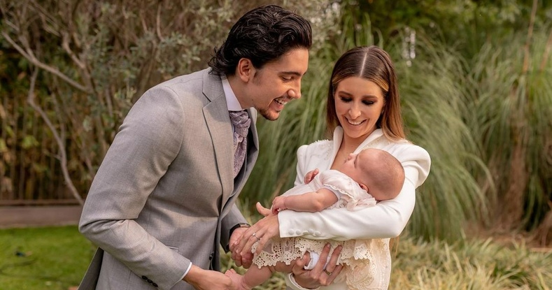 Alex Fernández presenta a su hija, Mía ¡con su primera foto! (Foto: Instagram)