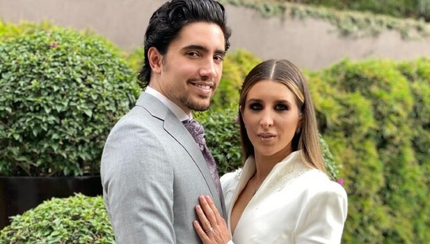 Alex Fernández y su esposa. Foto: Especial