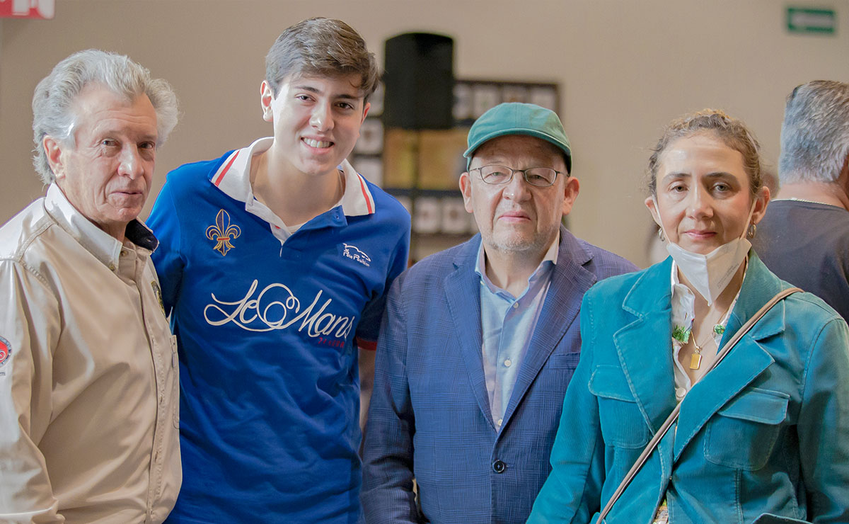 Andrés Caire, Andrés junior, Lalo Monroe e Isabel Sánchez