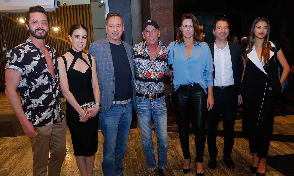 Jorge Orduña, Marcela Carrera, Pepe Quintero, Grillo Sada, Rosa Ma Oliver de Blanco, Agustin Blanco, Montserrat Oliver y   Melissa MIreles