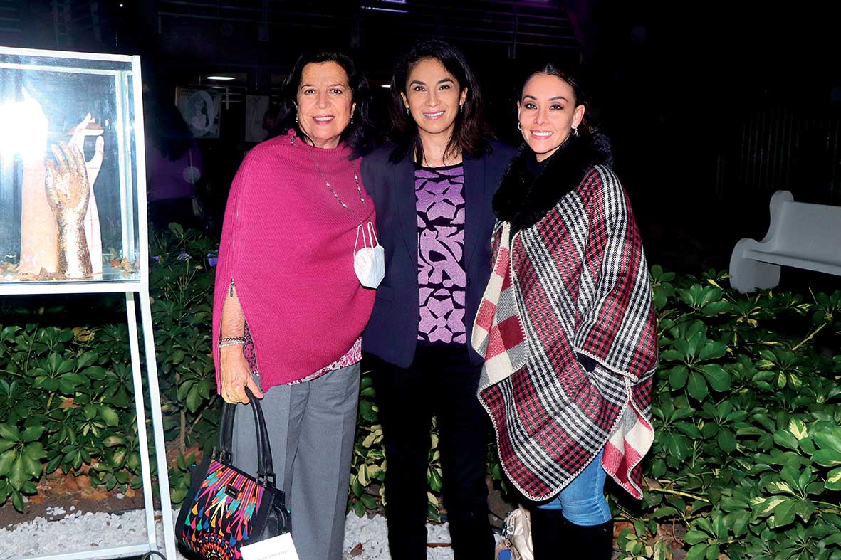 Elvia Holguera, Sandra Muñoz y Gloria Alfaro / Fotos: Dennis Hernández