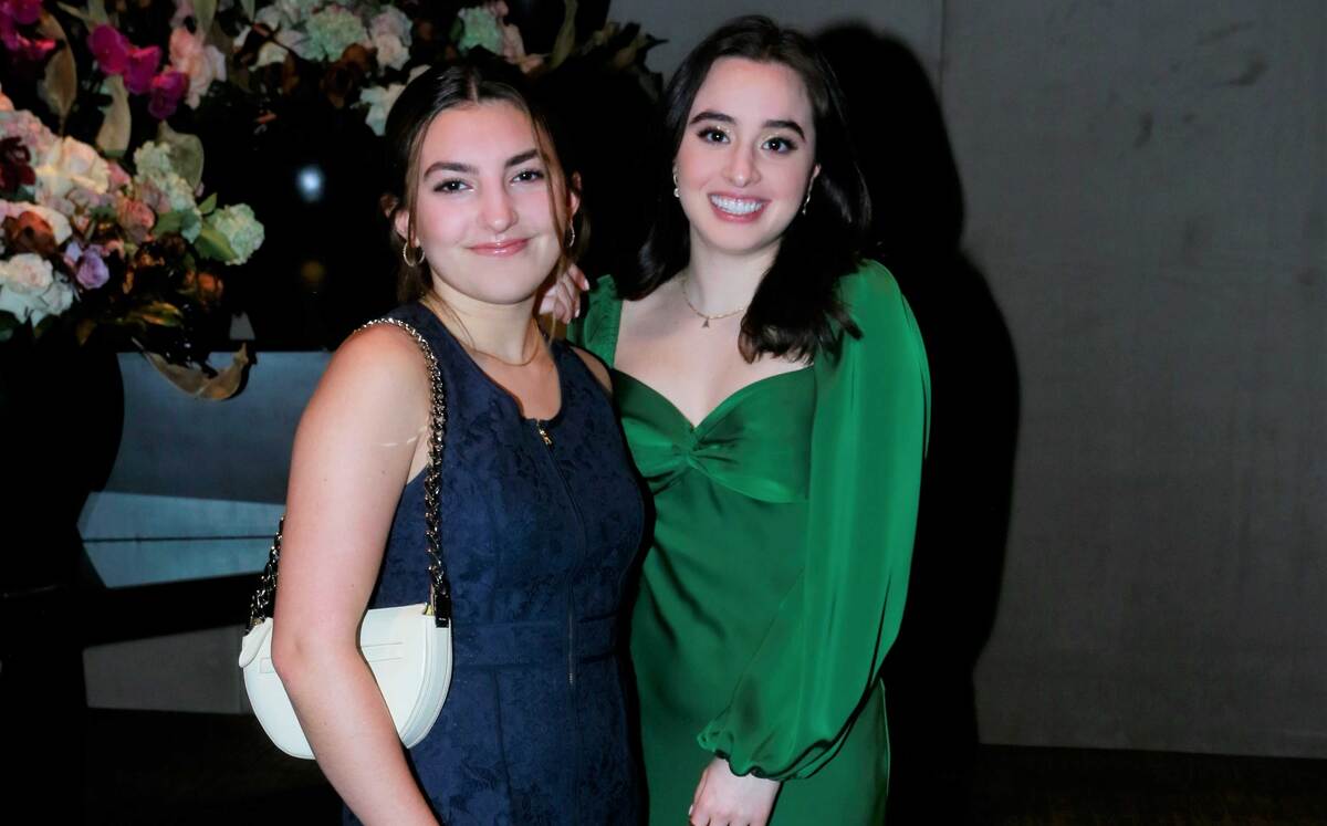 Emilia Garza T y Ana Préstamo
