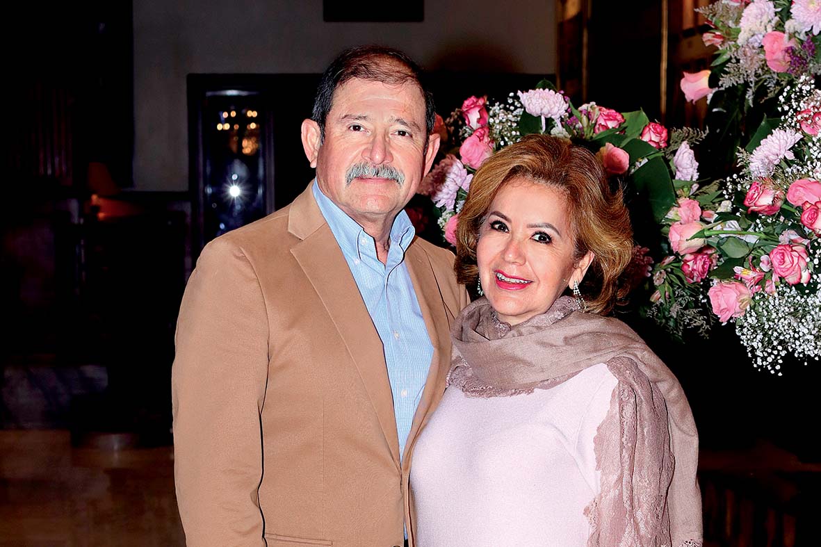 Gustavo Hernández y Lupita de Hernández / Fotos: Dennis Hernández