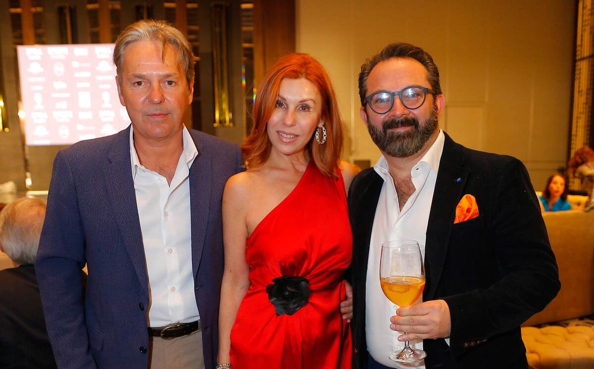 Mauricio Escámez Sada, Laura Barrera y Mauricio Gatáz