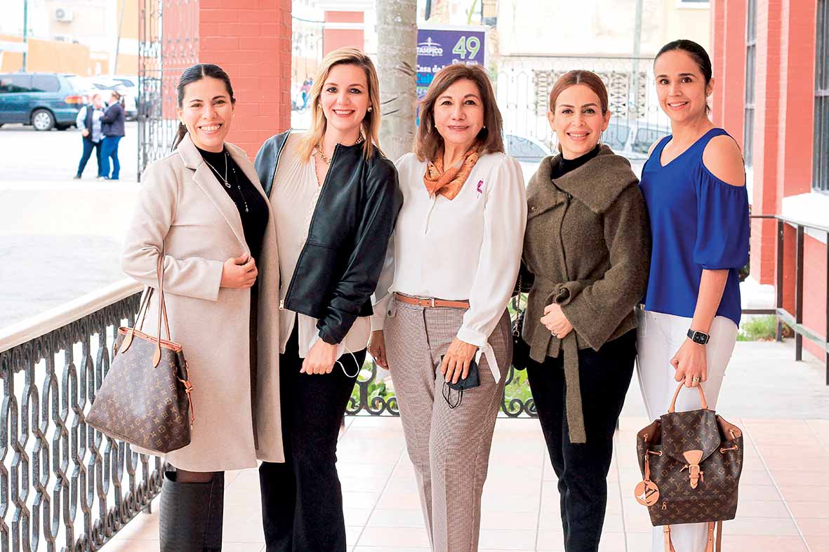 Viri Hernández, Elsa Marie Eichelman, Martha Llanes, Diana Terrazas y Ana Avila / Fotos: José Chang