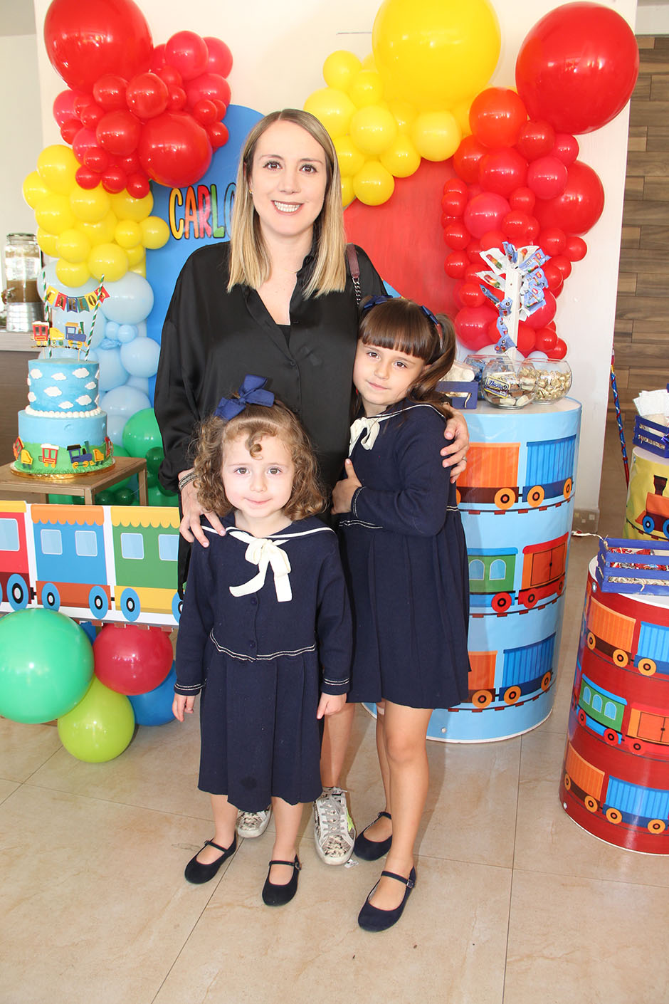 Marisol Ontiveros, Sofía Estrada y Romina Estrada.