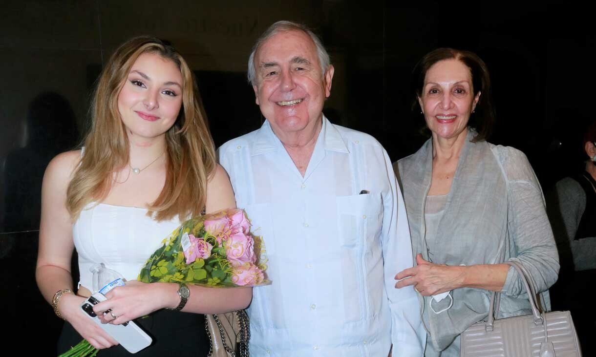 Daniela Gracia, Eugenio Clariond y Graciela Ponce