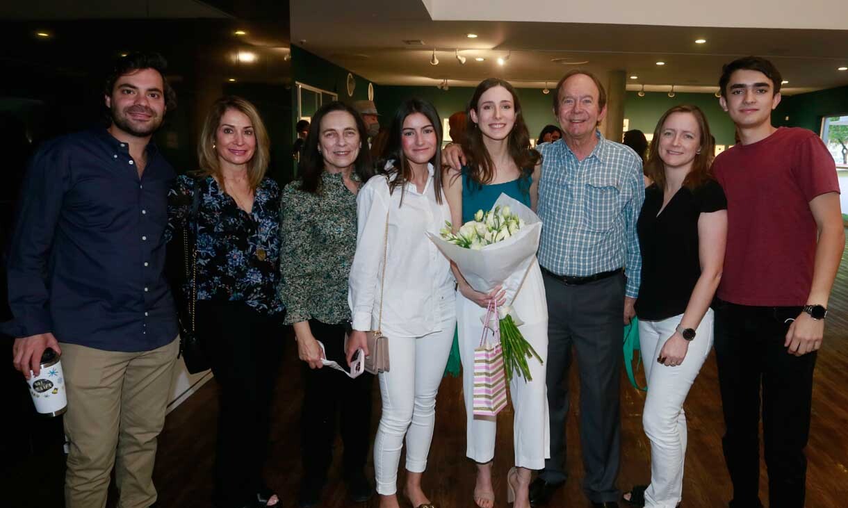 Patricio Egletón, Cecilia Garza de Egletón, Susana de Zambrano, Susana Plancarte, Paulina Zambrano, Manuel Zambrano, Ana Zambrano y Bernardo Caballe