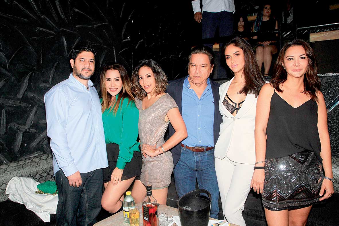 Jorge Muñiz, Laura Vega, Erika de Leija, Valentín Guevara, Miriam Ferro y Edna Barbosa / Fotos: José Chang