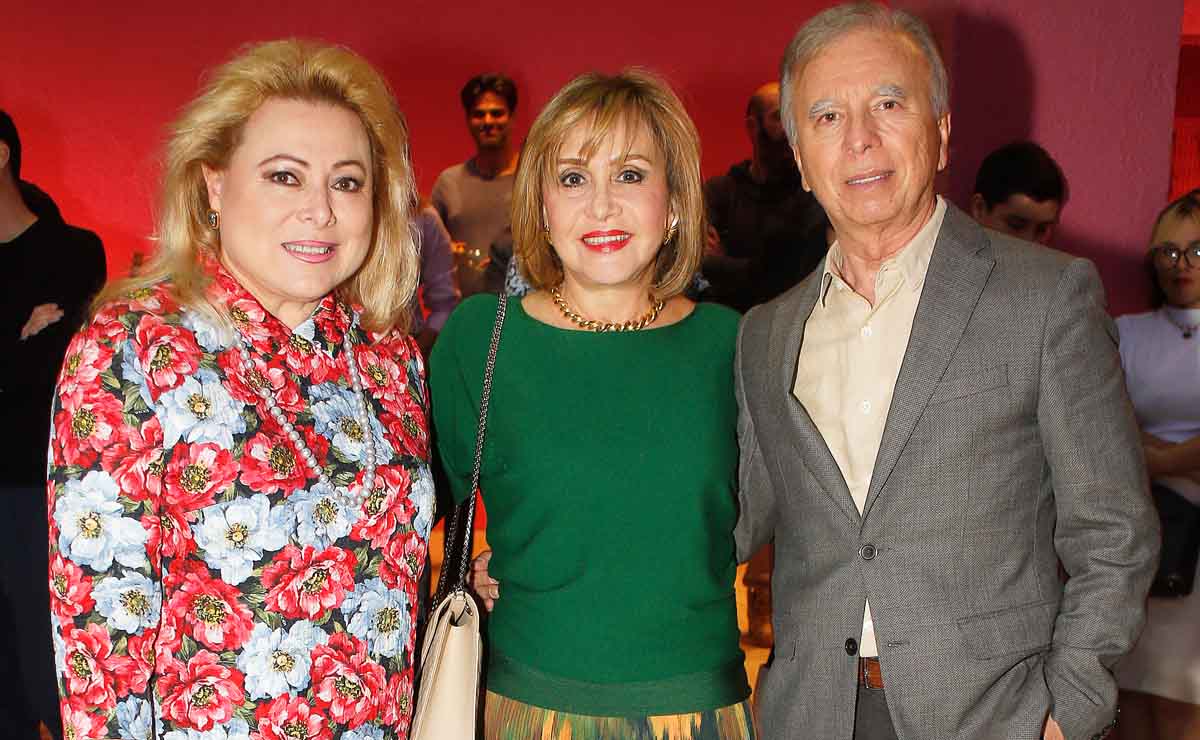 Marina Brenavides Castilla, María Clariond  de De la garza y Óscar De la Garza / Fotos: Antonio Mireles