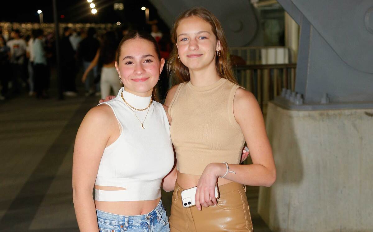 Regina Leal y valeria santos