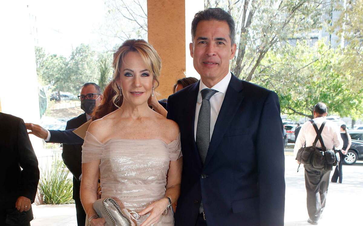 Valeria Escámez de Elizondo y Homero Elizondo