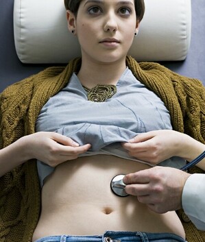 En este estudio, niños y adultos son sometidos a una valoración médica completa (Foto: Getty Images).