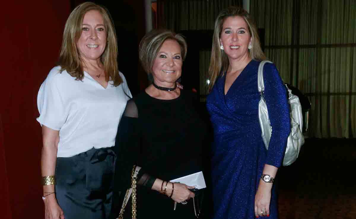 Adriana Villarreal de Hinojosa, Silvia de la Garza de Villarreal y Caty Villarreal de Safi / Fotos: Omar Valdez