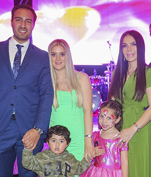 CÉSAR DE LUCIO, CAMILA ARRIAGA, GABRIELA ARRIAGA, CARLOS ARRIAGA, JUAN PABLO DE LUCIO Y HELEN ARRIAGA