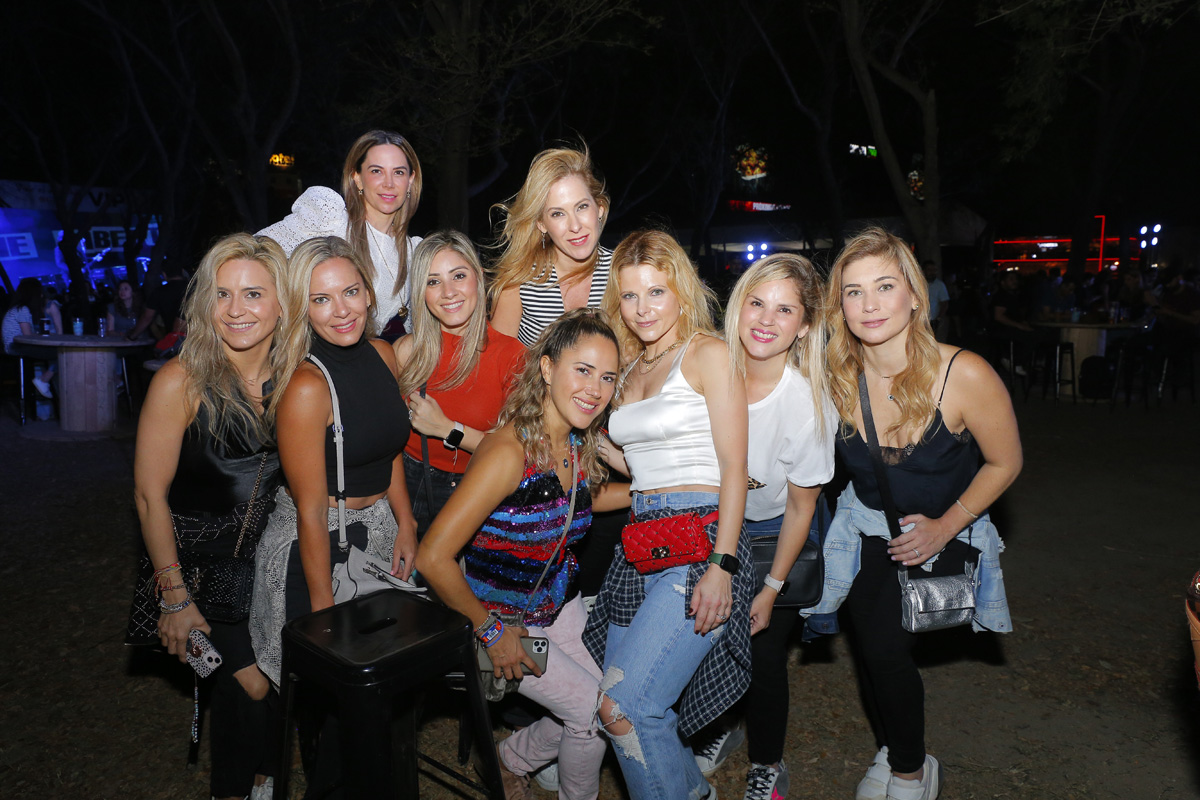 Marcela Arcq, Ana Cristina de Ibarra, Cynthia Álvarez, Helia Cerda, Melissa Garza, Laura Serna, Cristy Kalifa, Maru Reyes y Olaya Guajardo