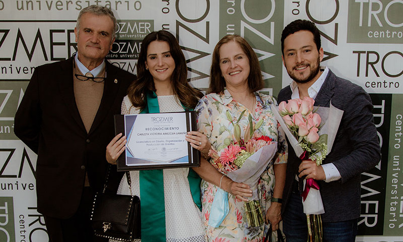 Familia Amezcua Lamuño