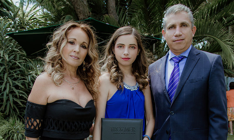 Laura Blanco, Ana Laura Torres y Javier Torres