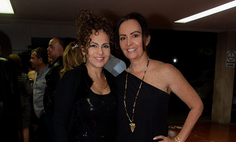 Adriana Padrón y Martha Varela