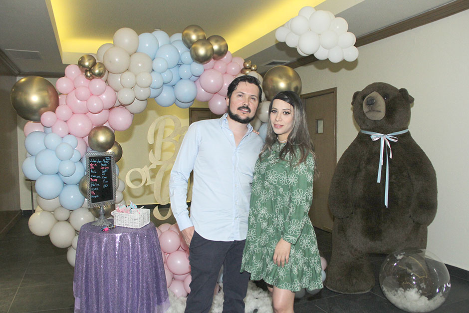 Alejandro Ponce y Andrea Godoy